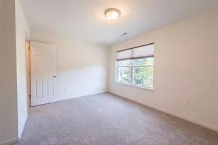 5128 Suson Ridge Dr, Saint Louis, MO 63128 - Photo 12