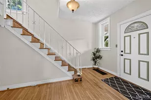 7303 Lindbergh Dr, Saint Louis, MO 63117 - Photo 18