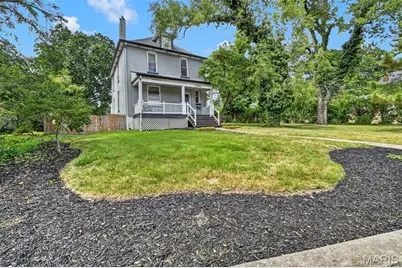 7303 Lindbergh Drive, Saint Louis, MO 63117 - Photo 2