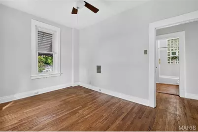 7303 Lindbergh Drive, Saint Louis, MO 63117 - Photo 24