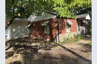 437 S Harvey Avenue, Ferguson, MO 63135 - Photo 2