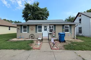 410 Grant St, Stanton, MO 63435 - Photo 1