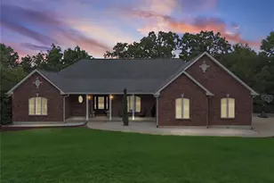 555 Kensington Pl, Festus, MO 63028 - Photo 1