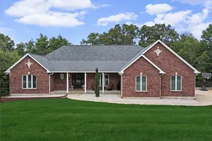 555 Kensington Pl, Festus, MO 63028 - Photo 2