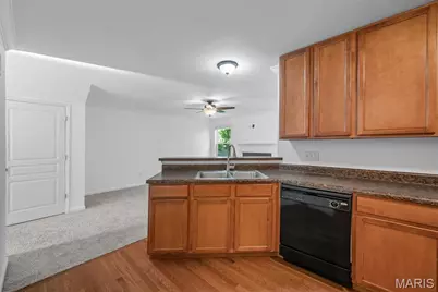 499 Parkgate Drive, Lake Saint Louis, MO 63367 - Photo 16