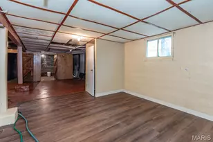 951 Switzer Ave, Saint Louis, MO 63147 - Photo 36