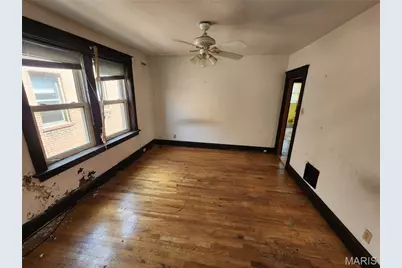 4048 Shreve Avenue, Saint Louis, MO 63115 - Photo 12