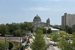 4501 Lindell Blvd, Saint Louis, MO 63108 - Photo 2