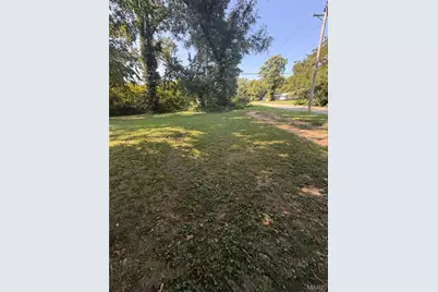 6224 Lexington Avenue, Pine Lawn, MO 63121 - Photo 8