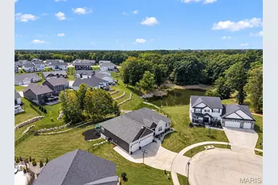 512 Spruce Hollow Court, Wentzville, MO 63385 - Photo 14