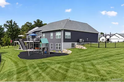 512 Spruce Hollow Court, Wentzville, MO 63385 - Photo 4