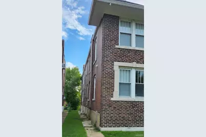 3424 Clara Avenue, Saint Louis, MO 63120 - Photo 2