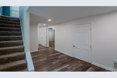 2427 Leslie Avenue, Overland, MO 63114 - Photo 32