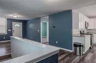 2427 Leslie Ave, Overland, MO 63114 - Photo 24