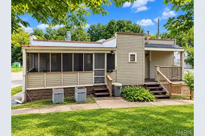 300 Grand Avenue, Hannibal, MO 63401 - Photo 2