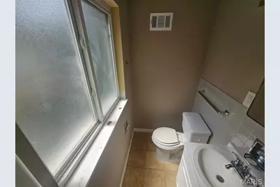 11723 Criterion Avenue, Saint Louis, MO 63138 - Photo 16