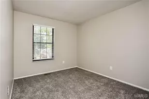 18 River Bluff Dr, Saint Peters, MO 63376 - Photo 12