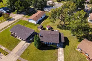 11935 Wooded Valley Ct, Maryland Heights, MO 63043 - Photo 30