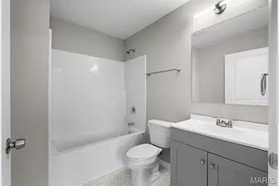 125 E Arlee Avenue, Saint Louis, MO 63125 - Photo 10