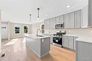 9929 S Broadway, Saint Louis, MO 63125 - Photo 12