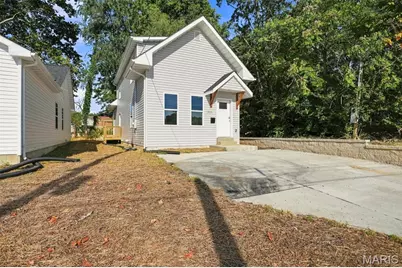 9929 S Broadway, Saint Louis, MO 63125 - Photo 2