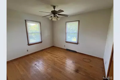 5896 Hawkins Fuchs Road, Saint Louis, MO 63129 - Photo 6