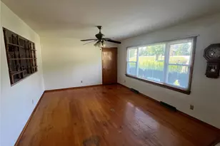 5896 Hawkins-Fuchs Rd, Saint Louis, MO 63129 - Photo 2