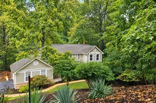 404 Gunnison Gorge Dr, Ballwin, MO 63011 - Photo 1