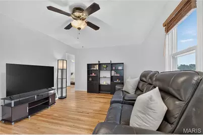 1334 San Jacinto Court, Saint Louis, MO 63139 - Photo 2