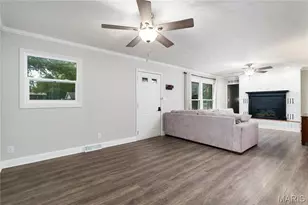 303 Smith St, Farmington, MO 63640 - Photo 6