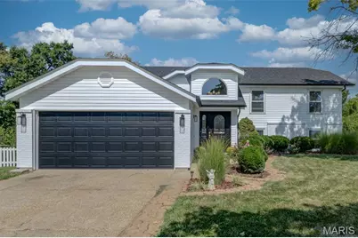 307 Twistedoak Court, Ballwin, MO 63021 - Photo 2