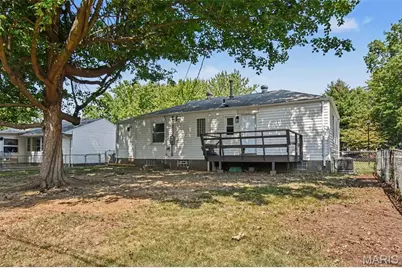 1142 Laire Drive, Saint Louis, MO 63137 - Photo 18