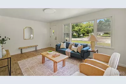1142 Laire Drive, Saint Louis, MO 63137 - Photo 2