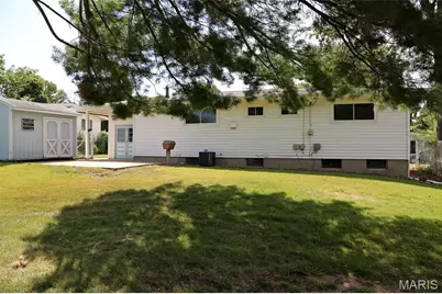 1395 Ensenada Drive, Florissant, MO 63031 - Photo 34