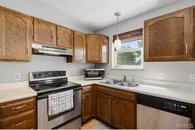 1710 N Wisteria Drive #2, Saint Charles, MO 63303 - Photo 6