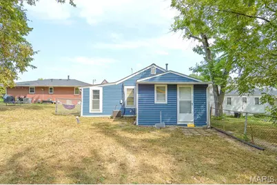 304 W Pitman Street, O'Fallon, MO 63366 - Photo 4