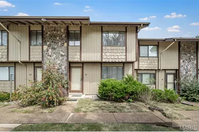 2804 Savoy Drive #2804, Lake Saint Louis, MO 63367 - Photo 1