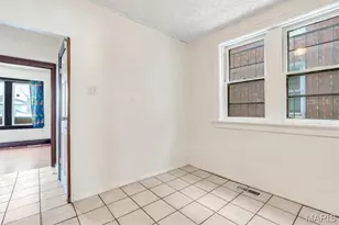 4655 Farlin Ave, Saint Louis, MO 63115 - Photo 8