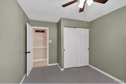 3943 Camelot Estates Court, Saint Louis, MO 63129 - Photo 20