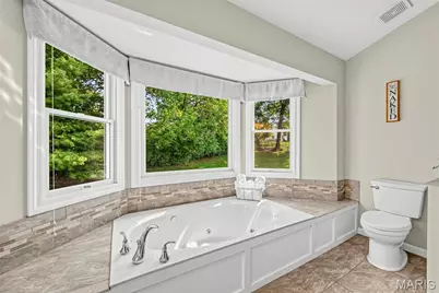 5026 Southridge Park Drive, Saint Louis, MO 63129 - Photo 24