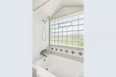 7351 S Yorkshire Drive, Affton, MO 63123 - Photo 24