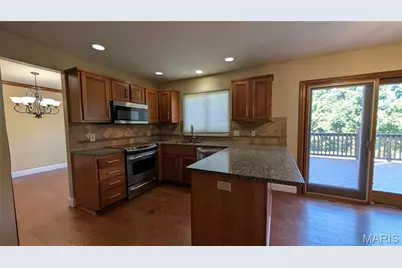 809 Barklage Court, Saint Peters, MO 63376 - Photo 12