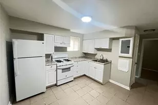 9216 Central Dr, Saint Louis, MO 63114 - Photo 22