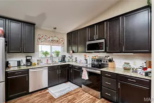 511 Glen Eagle Dr, Troy, MO 63379 - Photo 18