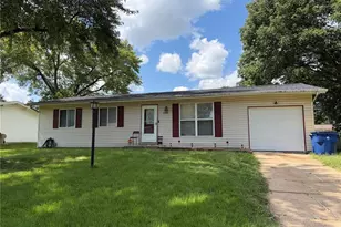 2575 Valley Brook Dr, Florissant, MO 63031 - Photo 1