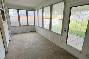 9421 Kathlyn Dr, Woodson Terrace, MO 63134 - Photo 16