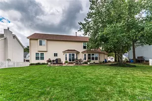 1334 Park Meadow Dr, Fenton, MO 63026 - Photo 2