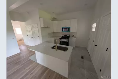 3805 Hartford Street, Saint Louis, MO 63116 - Photo 6