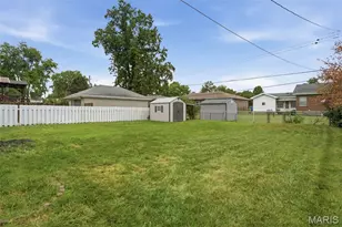 10017 N Marlene Dr, Saint Louis, MO 63123 - Photo 18