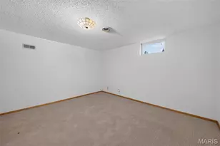 2913 Cypress Dr, Saint Charles, MO 63301 - Photo 32